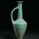 AN EGYPTIAN TURQUOISE FAIENCE FLASK - Foto 1