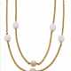 UNSIGNED CHANEL FAUX PEARL AND WHITE GRIPOIX GLASS LONGCHAIN NECKLACE - фото 1