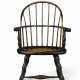 A TURNED AND PAINTED SACK-BACK WINDSOR ARMCHAIR - Foto 1