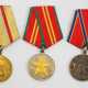 Sowjetunion: Lot von 3 Medaillen. - Foto 1