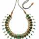 AN EMERALD AND DIAMOND-SET ENAMELLED GOLD NECKLACE - Foto 1