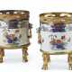 A PAIR OF FRENCH ORMOLU-MOUNTED CHINESE IMARI PORCELAIN CACHE-POTS - фото 1