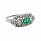 Ring mit Smaragd und Diamanten zusammen ca. 0,55 ct, - photo 1