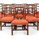 A SET OF TEN GEORGE III MAHOGANY LADDERBACK DINING-CHAIRS - Foto 1