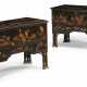 A PAIR OF GEORGE II BLACK, GILT AND SCARLET CHINESE LACQUER AND JAPANNED CHESTS - Foto 1