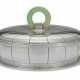 Puiforcat, Jean-Emile. A FRENCH ART DECO SILVER AND JADE TUREEN AND COVER - Foto 1