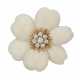 VAN CLEEF & ARPELS WHITE CORAL AND DIAMOND `ROSE DE NO&#203;L` BROOCH - Foto 1