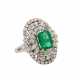 Ring mit Smaragd und Diamanten von zusammen ca. 1,5 ct - photo 1