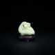 A FINELY-CARVED WHITE JADE `CRANE AND PEACH` BOX AND COVER - Foto 1