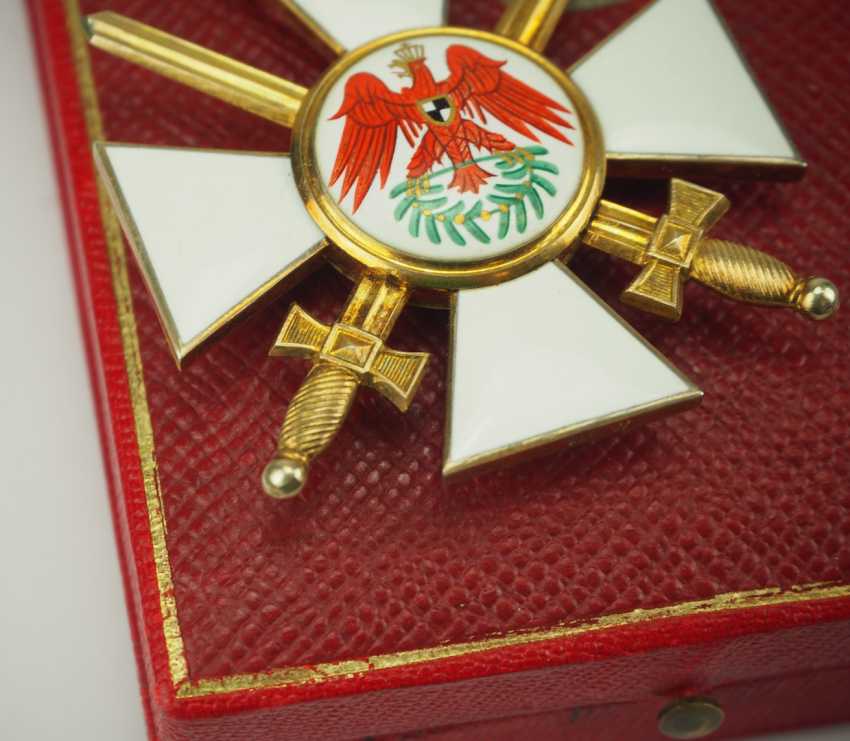 Некоторые награды Людвига IV Гессенского. Некоторые награды Людвига IV Гессенского. Фалеристика,История,Королевские династии,Монархия,Униформа