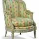 Delanois, L. A LATE LOUIS XV GREY-PAINTED BERGERE - Foto 1