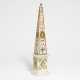 Italy. Marble obelisk with classicistic decor - Foto 1
