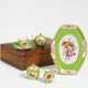 Meissen. Porcelain solitaire with apple green fond and reserves with flowers - photo 1