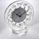 Omega. OMEGA AND LALIQUE, FROSTED GLASS AND CHROME 8-DAY ART DECO DESK TIMEPIECE, REF. 13.309 - Foto 1