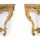 A PAIR OF LOUIS XV GILTWOOD CONSOLES - Foto 1