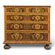 A WILLIAM & MARY OLIVEWOOD, PADOUK AND FLORAL MARQUETRY CHEST - фото 1