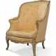 A LOUIS XV-STYLE GREY-PAINTED AND PARCEL-GILT BERGERE - фото 1
