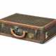 A SMALL ALZER SUITCASE - photo 1