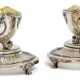 A pair of parcel-gilt silver sauce boats on stands, possibly Nicholls & Plinke, St Petersburg, circa 1890 - Foto 1