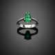 Pear shape ct. 1.39 emerald and diamond white gold cluster ring - фото 1