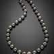 Black cultured pearl necklace with white gold clasp - фото 1