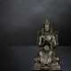 Feine Bronze des Maitreya auf einem Thron mit Gravierungen - фото 1