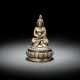 Figur des Buddha Shakyamuni aus einer Silberlegierung - photo 1