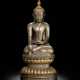 Bronzefigur des Buddha Shakyamuni mit Resten von Lackvergoldung und Fassung - photo 1