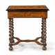 A WALNUT, BURR-WALNUT, EBONISED, MARQUETRY AND PENWORK CENTRE TABLE - Foto 1