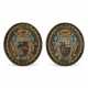 A PAIR OF ITALIAN POLYCHROME-DECORATED ARMORIAL PLAQUES - Foto 1