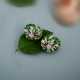 Paar Diamant-Emaille-Ohrclips in Blütenform - Foto 1