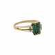 Ring mit grünem Turmalin und 4 kleinen Brillanten, - photo 1