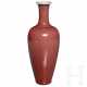 Rot glasierte Vase, China, späte Qing-Dynastie - Foto 1