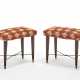 Pair of Novecento stools with mahogany wood structure, padded seat covered in white and red wool, brass rods and feet - Foto 1