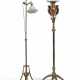 TWO BRASS AND COPPER EXTENDING STANDARD LAMPS, ONE DESIGNED FOR OIL, ONE ELECTRICITY - Foto 1