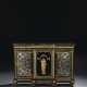 A LATE LOUIS XVI ORMOLU-MOUNTED BRASS AND PEWTER-INLAID EBONY AND TORTOISESHELL SIDE CABINET (BAS D`ARMOIRE) - Foto 1