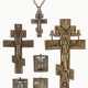 THREE CRUCIFIXES AND THREE BRASS ICONS - Foto 1