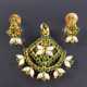 Außergewöhnlicher Smaragd-Perl-Anhänger mit dazu passenden Blüten-förmigen Ohrhängern, Silber schwer vergoldet, sehr sch - photo 1
