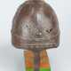 A early Iron Helmet with arched shape - Foto 1