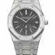 AUDEMARS PIGUET. AN HIGHLY ATTRACTIVE STAINLESS STEEL AUTOMATIC WRISTWATCH WITH DATE AND BRACELET - фото 1