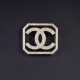 Chanel. Logo-Brosche CC mit Strass-Besatz. - photo 1