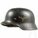 Stahlhelm M 35 der Luftwaffe mit beiden Abzeichen - photo 1