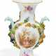 Meissen, Vase mit Watteauszene - фото 1