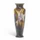A LARGE CAMEO GLASS VASE - Foto 1