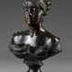 "Busto femminile" | scultura in bronzo (h cm 24) | Firmato al retro; iscrizione Proprietà Artistica | (difetti) - фото 1