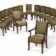 A SET OF SIXTEEN FRENCH MAHOGANY DINING CHAIRS - Foto 1