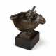 AN ITALIAN PATINATED-BRONZE TAZZA - фото 1