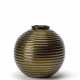 Globular vase with horizontal ribs in black blown glass with inclusion of gold leaf - Foto 1