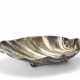 Embossed silver centerpiece in the shape of a shell - photo 1