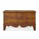 A LATE FEDERAL PAINT-GRAINED PINE BLANKET CHEST - Foto 1